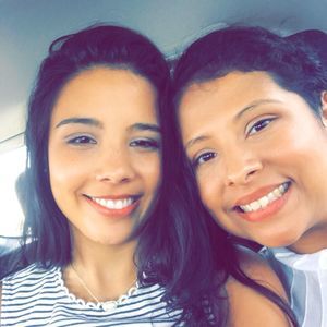 Meet your Posher, Claudia